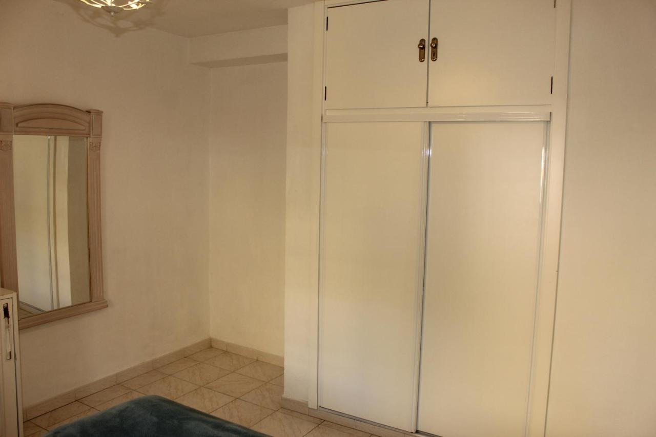 Apartamento Jardin Cerca Del Centro Seville Exterior photo